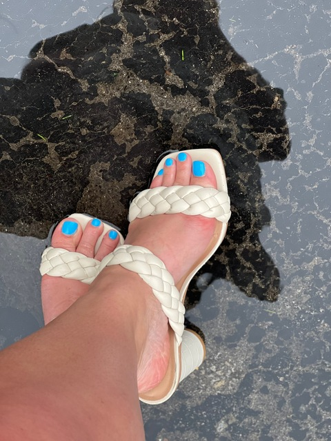 Onlyfans leaks feetnesssss 

 picture 2
