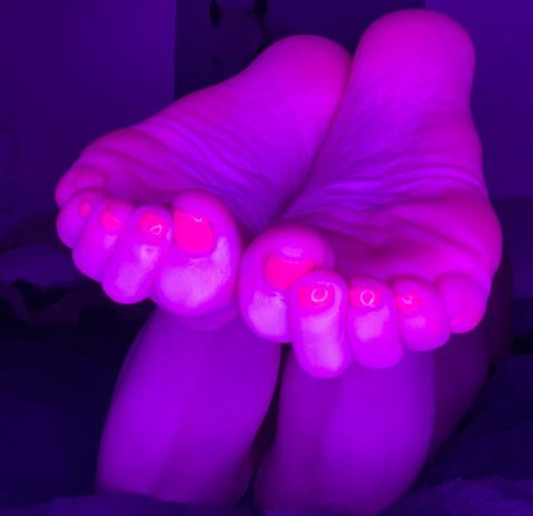 fetishcakez OnlyFans Leaks 

 picture 2