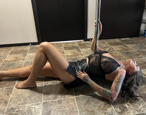 View fetishflick (FetishFlick) OnlyFans 14 Photos and 0 Videos for free 

 picture 2