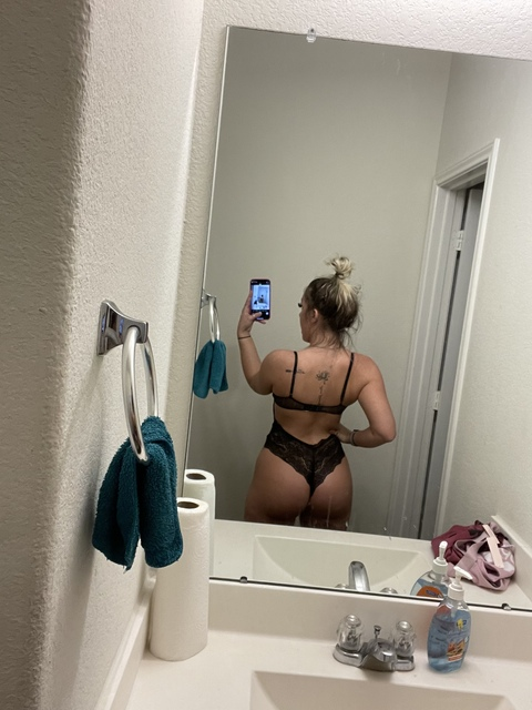 View fgm.angel25 (Angel) OnlyFans 55 Photos and 28 Videos leaked 

 picture 2