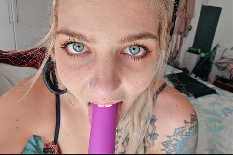 finaldeadgirl OnlyFans Leaked 

 picture 2
