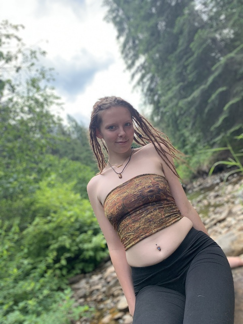 fire_hippy_chick OnlyFans Leaked Photos and Videos 

 picture 2