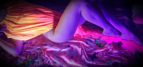 View firefaerose (Rosalie Ash) OnlyFans 223 Photos and 61 Videos gallery 

 picture 2