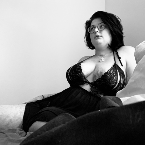 View Firegirl (firegirl2001) OnlyFans 31 Photos and 13 Videos leaked 

 picture 2