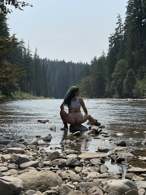 Download fithippie_420 OnlyFans videos and photos free 

 picture 2
