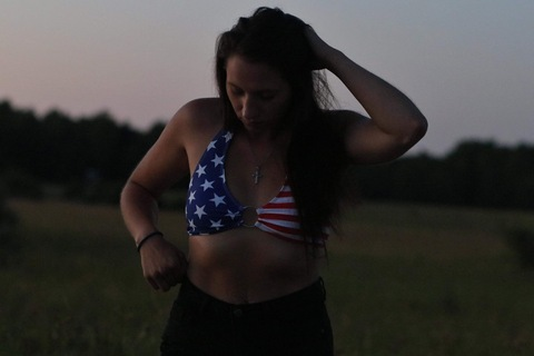 flag_girl76 OnlyFans Leaks (9 Photos and 0 Videos) 

 picture 2