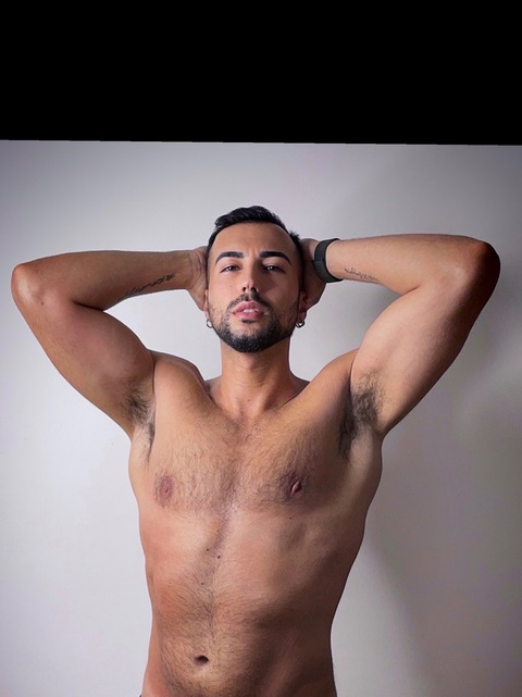 flavioming OnlyFans Leaks (24 Photos and 17 Videos) 

 picture 2