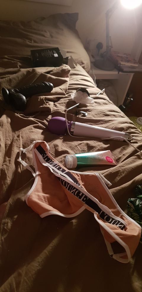 florasfolie OnlyFans Leaks (396 Photos and 30 Videos) 

 picture 2