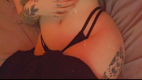 flower.x (Flower 🌸) OnlyFans Leaked Content 

 picture 2