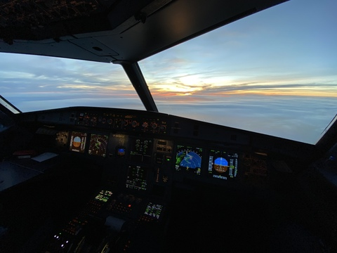 View Pilot D.G. 👨🏼‍✈️ (flywithme320) OnlyFans 44 Photos and 25 Videos for free 

 picture 2