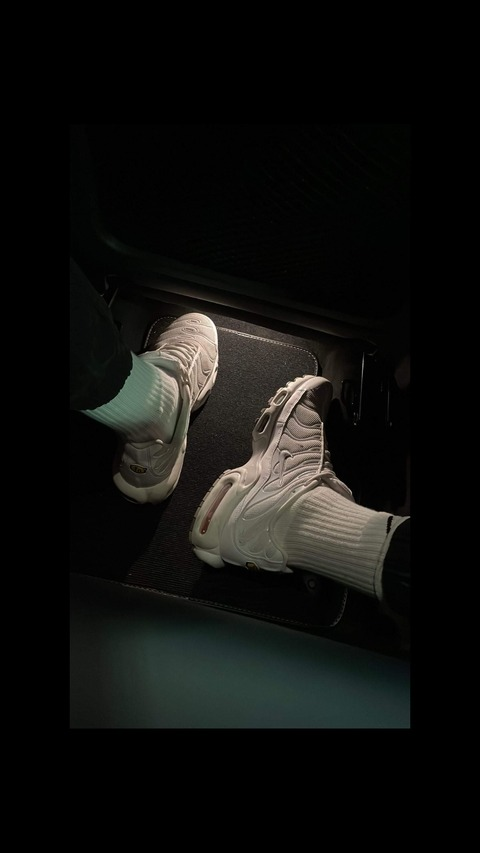 footgodmike (Master Mike) OnlyFans content 

 picture 2