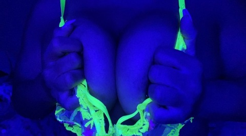 View foureyedfreakkkkkkk OnlyFans videos and photos for free 

 picture 2