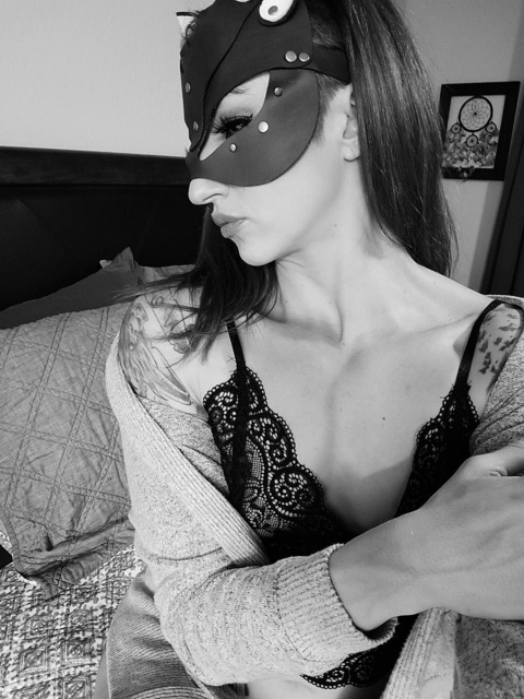 View foxybiscuits OnlyFans content for free 

 picture 2