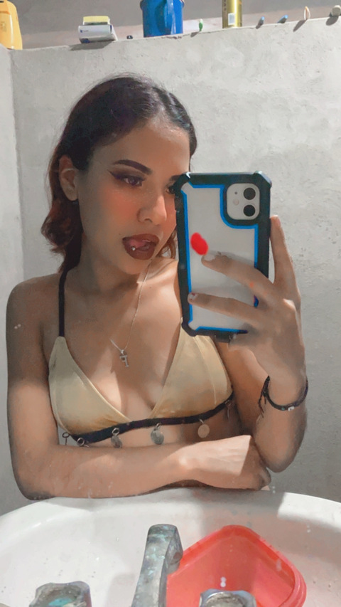 fran67565493 OnlyFans Leak 

 picture 2