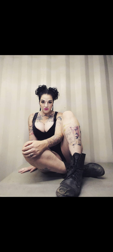 Onlyfans free franki.m 

 picture 2