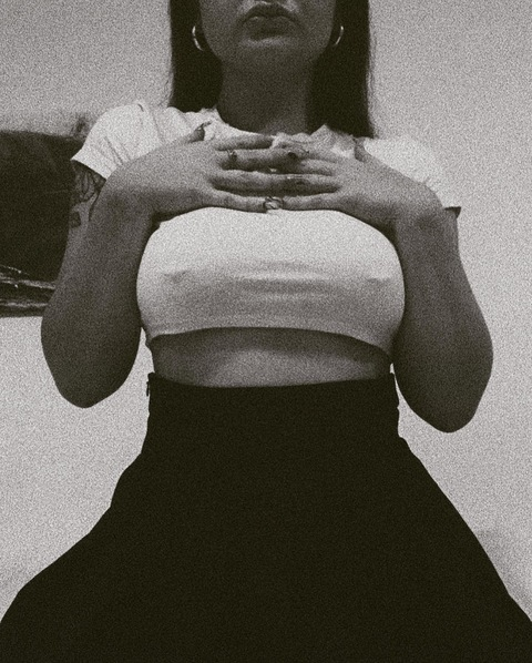 frankiexwalker OnlyFans Leaked (4 Photos and 2 Videos) 

 picture 2