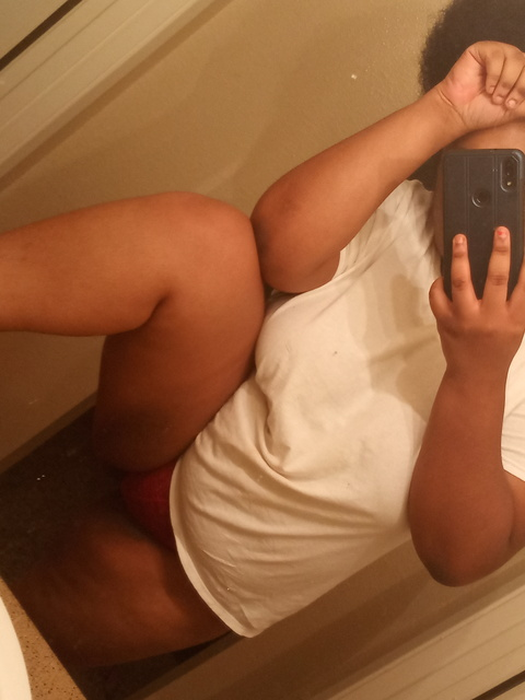 freakaleek95 OnlyFans Leaked (5 Photos and 0 Videos) 

 picture 2