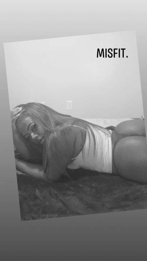 View freakassri (Freak ass ri) OnlyFans 6 Photos and 15 Videos for free 

 picture 2