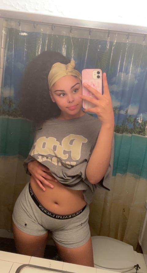 freeawna OnlyFans Leak (24 Photos and 5 Videos) 

 picture 2