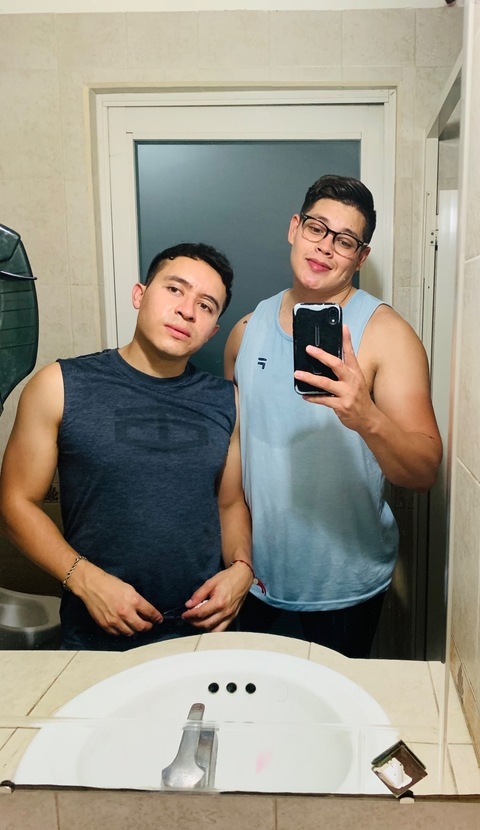 freecouples04 OnlyFans Leaks 

 picture 2