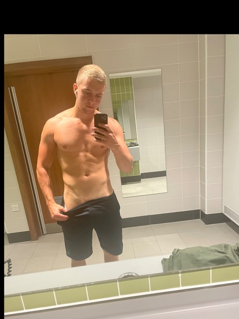 @freejameshumphreys leaked Onlyfans videos and photos for free 

 picture 2