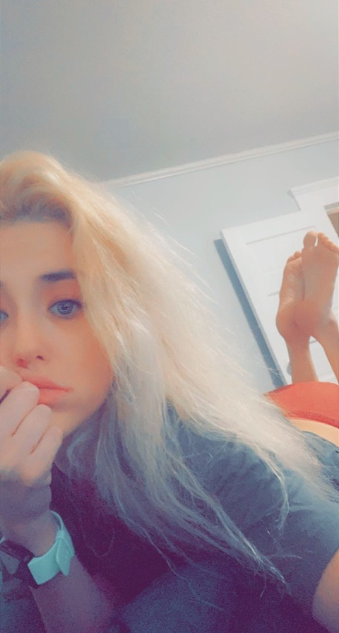 View freekinziewhitney OnlyFans videos and photos for free 

 picture 2