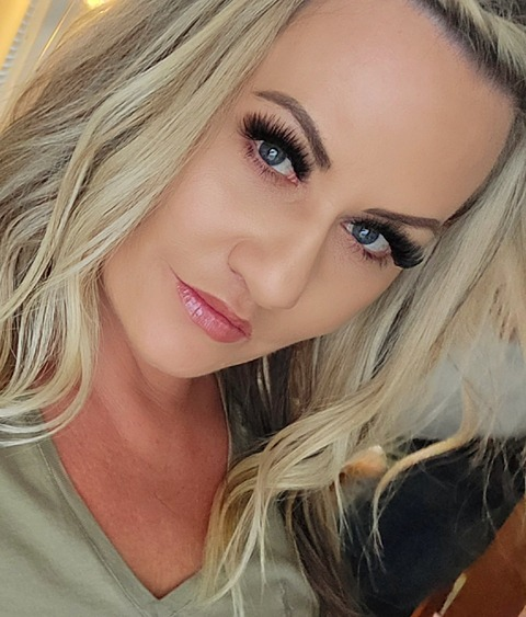 View frontrowmonroe OnlyFans content for free 

 picture 2