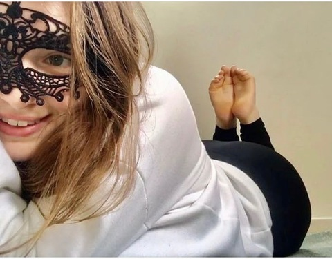 fun.time.with.lottie OnlyFans Leak 

 picture 2
