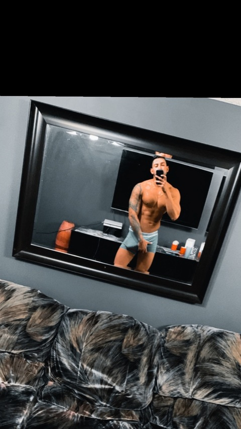 @gabemoya leaks Onlyfans videos and photos for free 

 picture 2