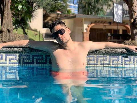 gabops97 OnlyFans Leak (8 Photos and 4 Videos) 

 picture 2