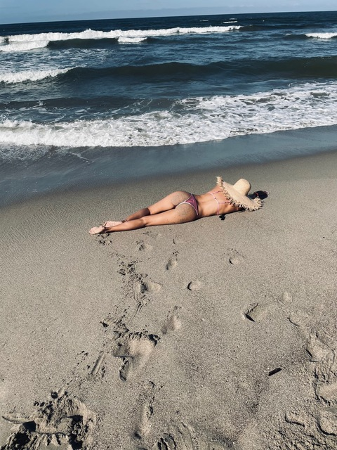 Free access to gabycubias (Gaby_Cubiasoficial) Leaked OnlyFans 

 picture 2