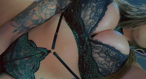 View gagmedaddy95 (Paris Thompson) OnlyFans 24 Photos and 27 Videos leaks 

 picture 2
