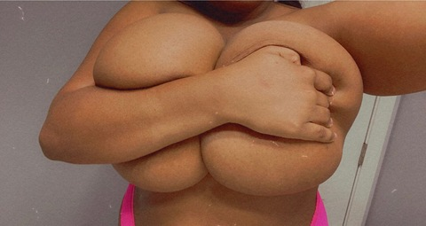View Gamer Gilbert | Busty Ebony BBW (gamergilbert279) OnlyFans 82 Photos and 27 Videos gallery 

 picture 2
