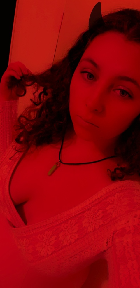 @garnet.95 leak Onlyfans videos free 

 picture 2