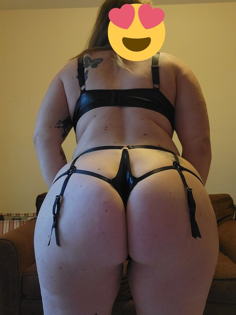 @gassylass leaks Onlyfans videos for free 

 picture 2