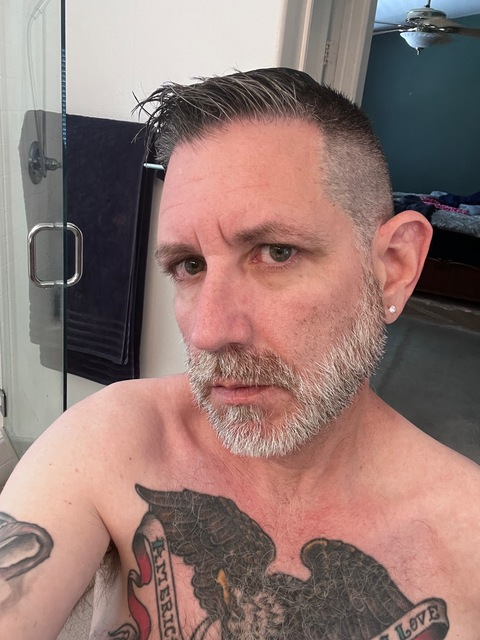 View Gaybearcub70 (gaybearcub70) OnlyFans 25 Photos and 25 Videos gallery 

 picture 2
