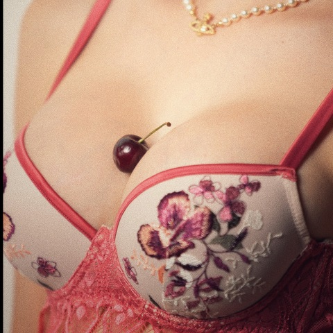 @gemmalongoo leaks Onlyfans content free 

 picture 2