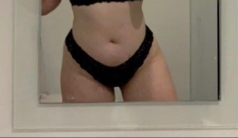 View genevieve &lt;3 (gengenm) OnlyFans 5 Photos and 5 Videos gallery 

 picture 2