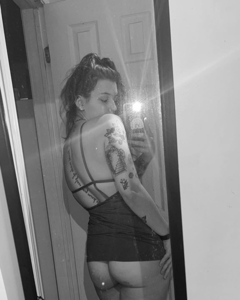 Onlyfans free gennyrose 

 picture 2