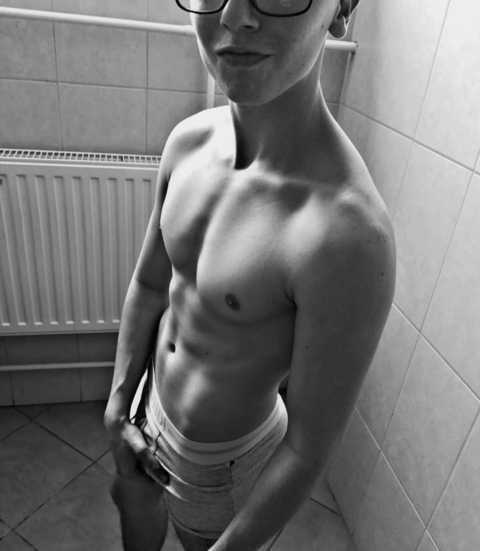 @gergohidvegi leaks Onlyfans videos free 

 picture 2