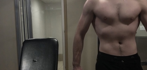gettinhusky OnlyFans Leak (19 Photos and 1 Videos) 

 picture 2
