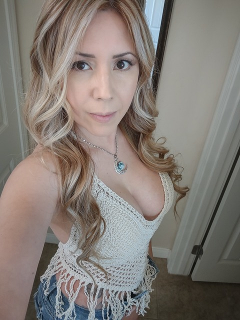 gigi05ourlittlesecret (GiGi05) OnlyFans Leaked Content 

 picture 2