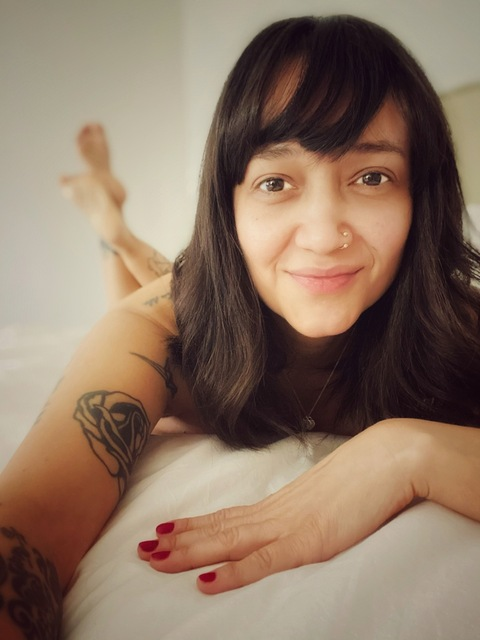 gigiq OnlyFans Leak 

 picture 2