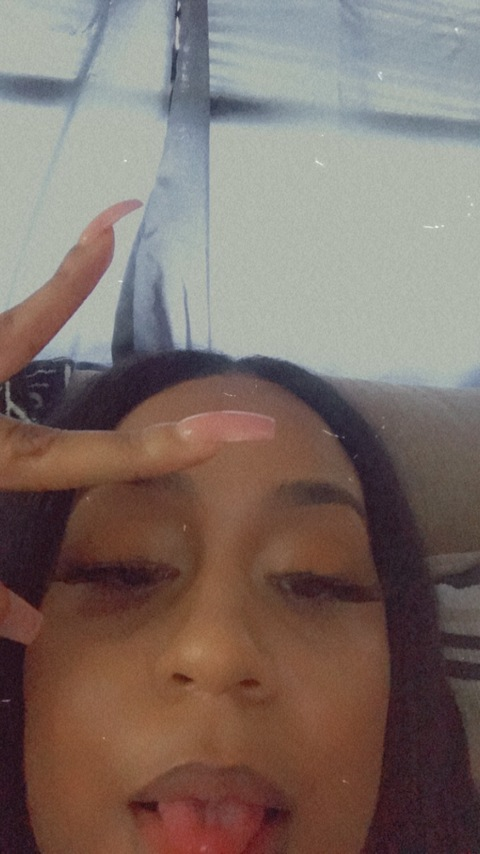 View girlslovevalerie (Valerie) OnlyFans 8 Photos and 43 Videos for free 

 picture 2