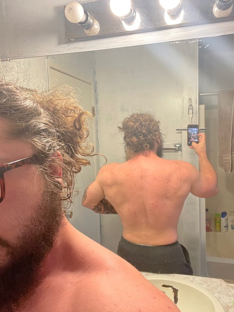girth_premium (Girth God) OnlyFans Leaked Pictures & Videos 

 picture 2
