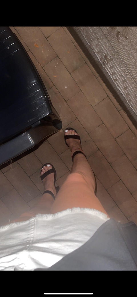 giuliagiu OnlyFans Leaked (40 Photos and 1 Videos) 

 picture 2