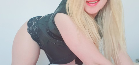 giulya98vip (Giulya98 V.I.P) OnlyFans content 

 picture 2
