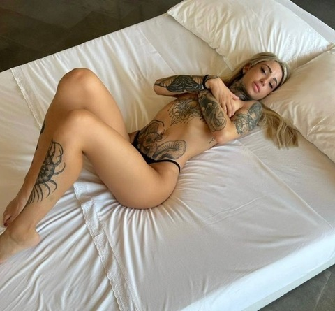 Get Free access to gloriabianchi Leak OnlyFans 

 picture 2