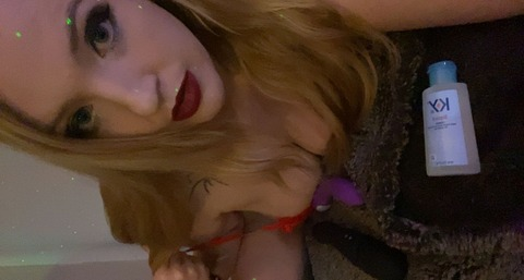 goddess_rose_budz420 OnlyFans Leaks 

 picture 2
