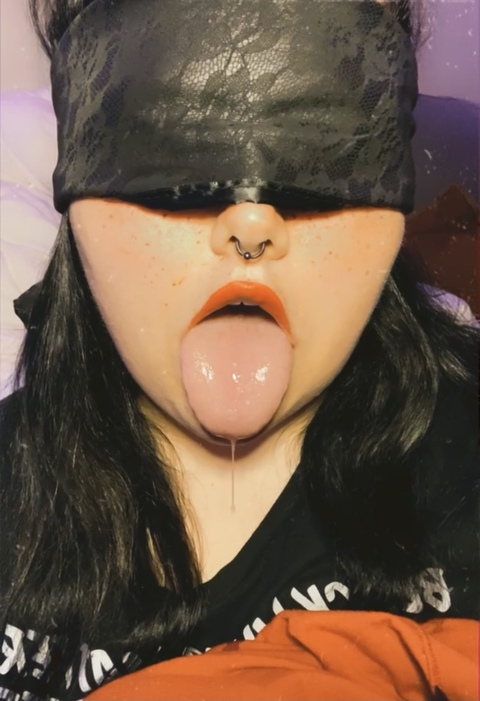 goddesskensy (kensy) OnlyFans Leaked Pictures and Videos 

 picture 2